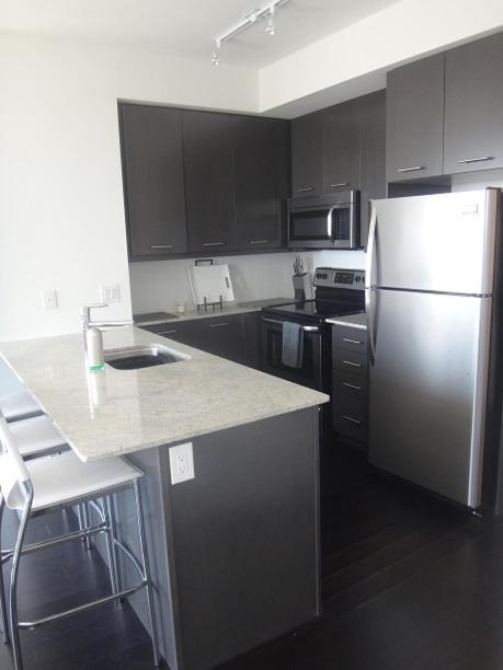 Square One Fully Furnished Suite Mississauga Luaran gambar