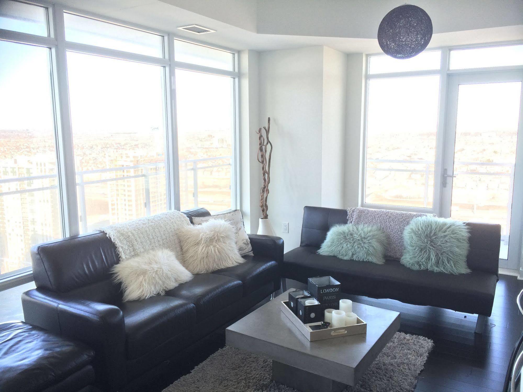 Square One Fully Furnished Suite Mississauga Luaran gambar